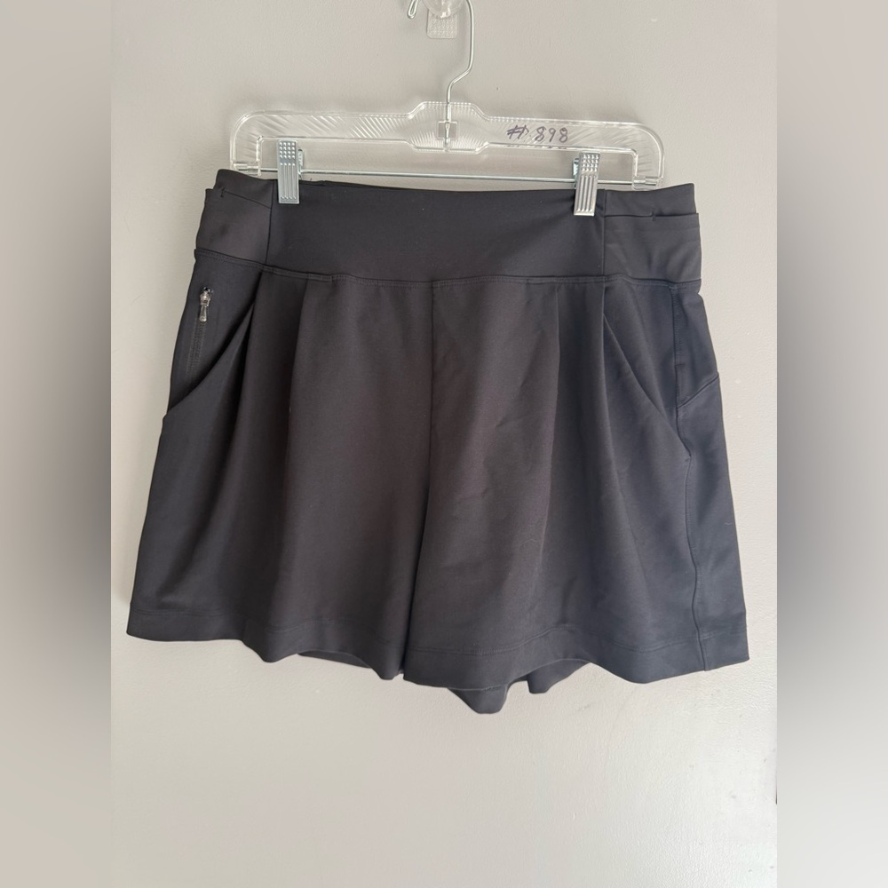 Athleta Womens Fairway Golf Short SZ 12 Black 5 Inch Inseam Pockets Athletic